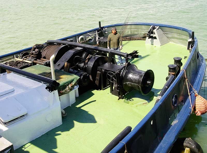 The Tugs Stern