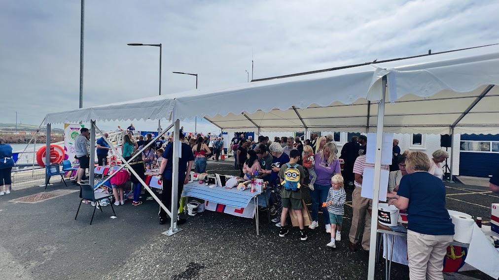 troon_july_gallery_stall_two